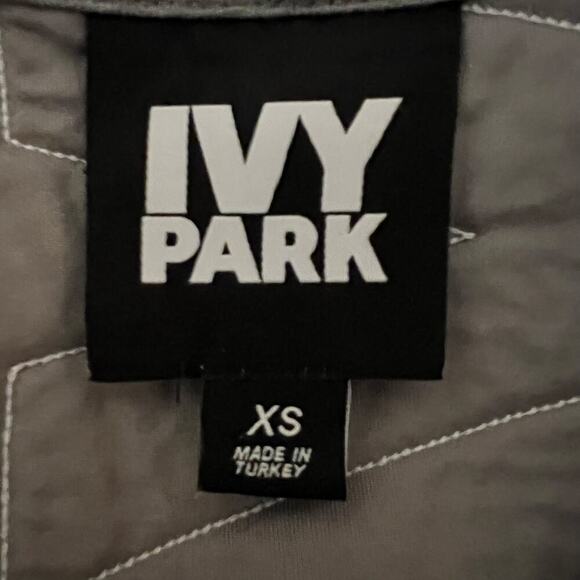 Ivy Park Hooded Quilted Logo Sweatshirt Vest Size XS - Picture 6 of 8
